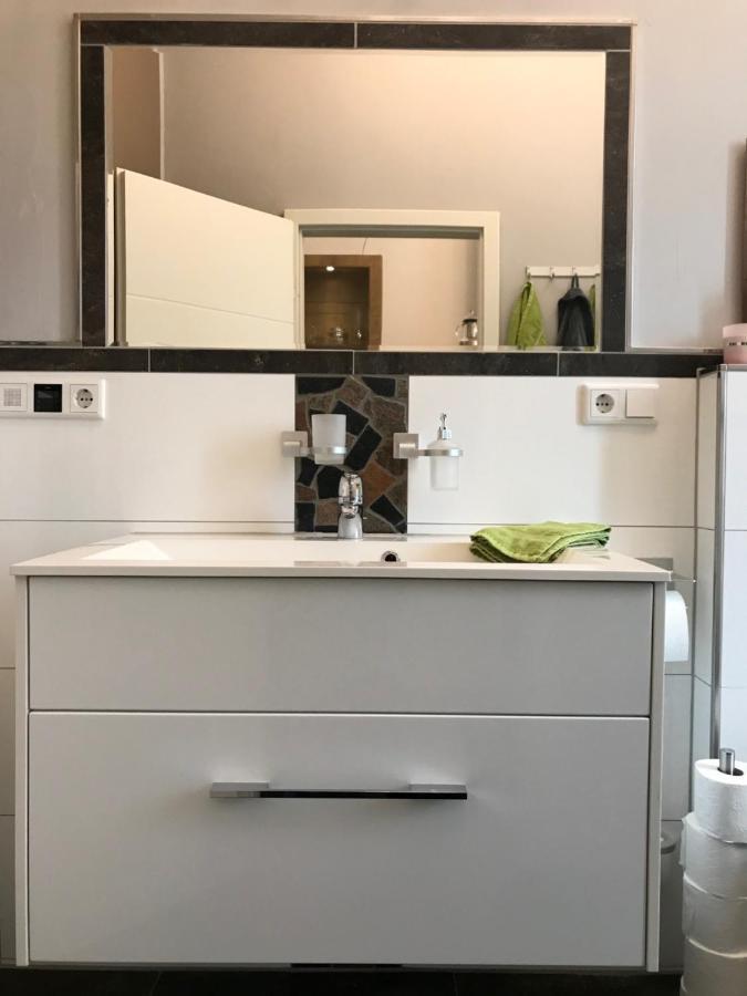Stadthaus Artur - Apartment Madrid 렘샤이트 외부 사진